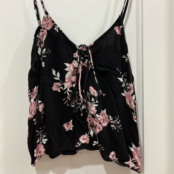 Floral Kendall & Kylie Lace Up Crop Top - Picture 2 of 2